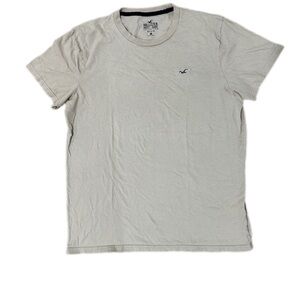 Hollister Men's Short-Sleeve Crew T-Shirt in Light Taupe